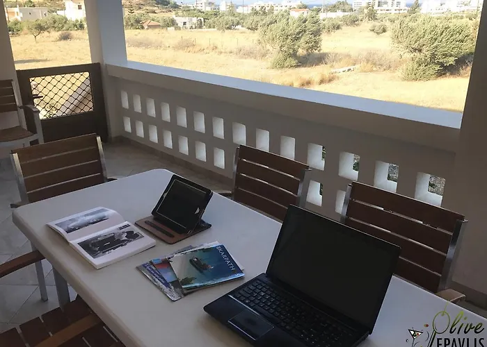 Olive Epavlis * Karpathos