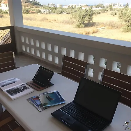Olive Epavlis * Karpathos Town (Pigadia)